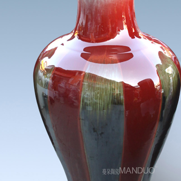 Jingdezhen high - grade floor vase red hot red vase three Yang kaitai, variable glaze vase the unapologetically