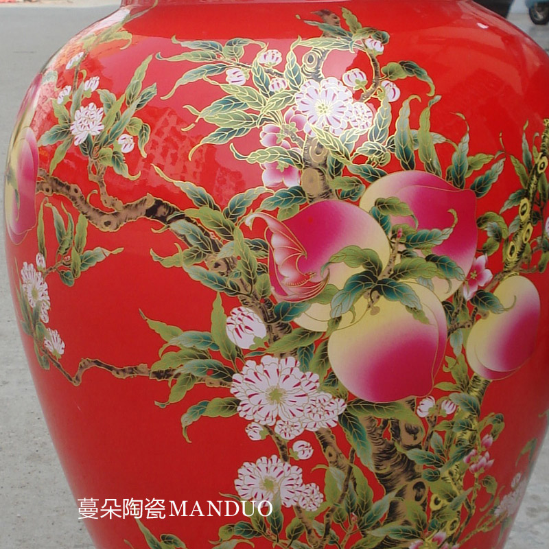 Jingdezhen ceramic red xiantao cover pot vase elegant was the birthday gifts elders high - end gifts xiantao