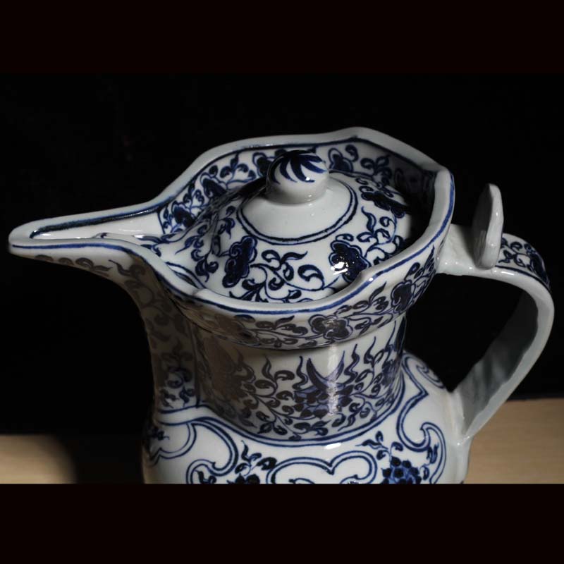 Mitral hongwu blue and white porcelain pot of blue and white youligong porcelain flask ewer jintong of classical porcelain pot