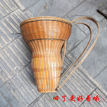 Old back basket made of bamboo old bamboo woven bamboo basket Bamboo Basket Containing baskets Decorative Handicraft New features Dance refinement