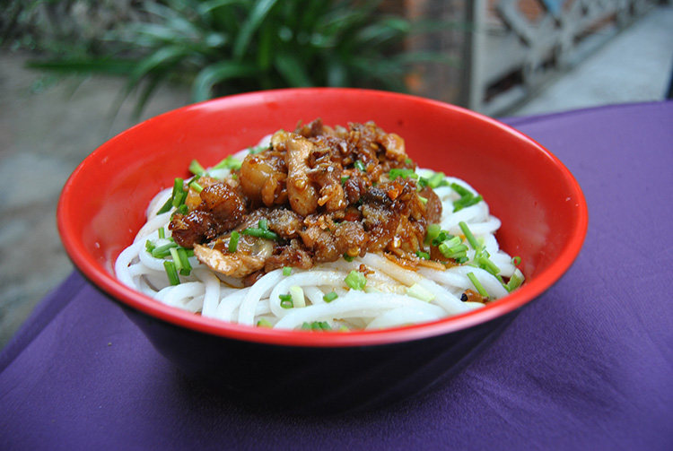 贵州遵义特产小吃羊肉粉用粉 干馏辣子鸡粉 送脆哨 炒豆 贵州米粉