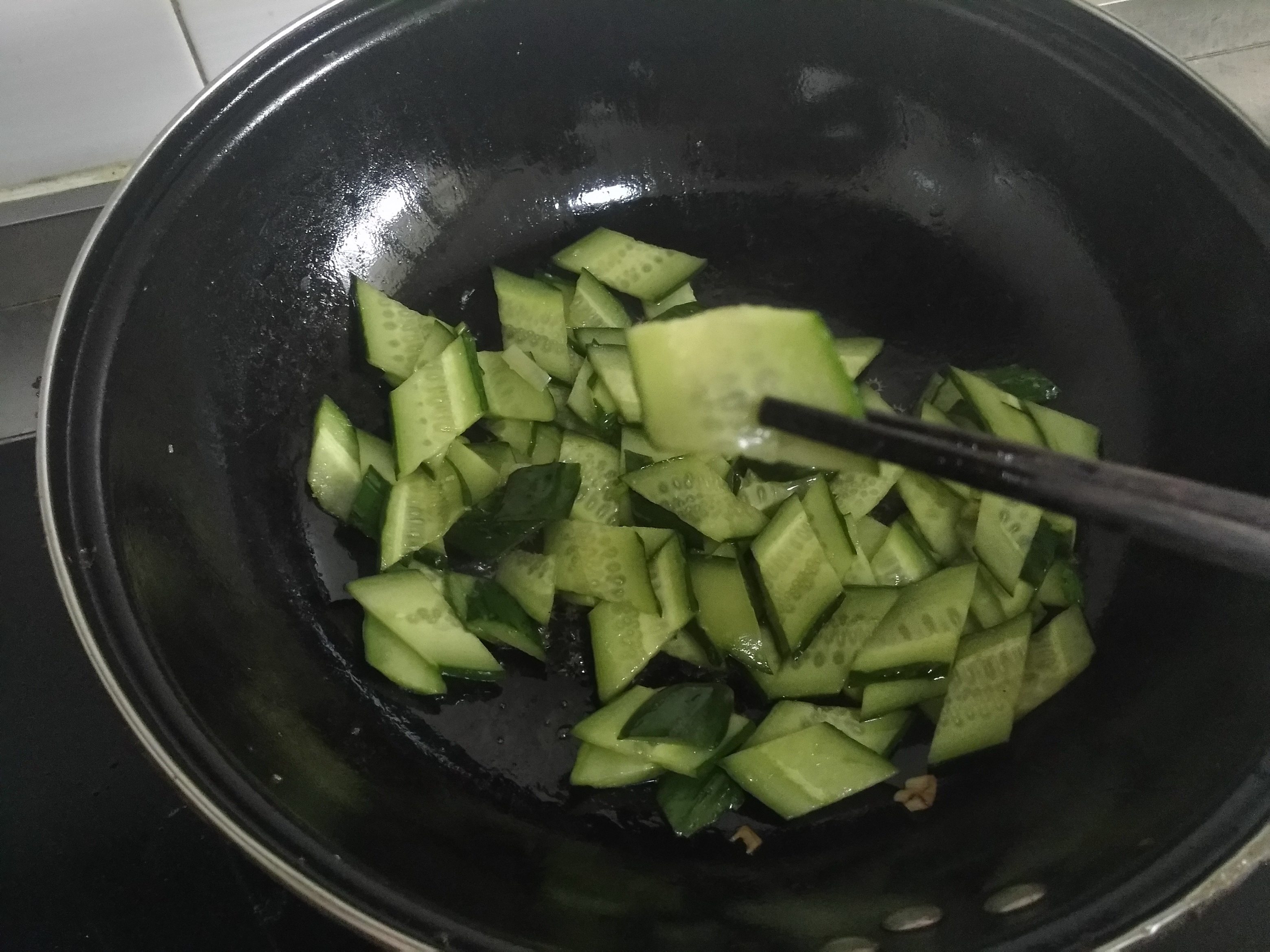 2分钟快手菜!教你瓜片脆嫩入味小窍门