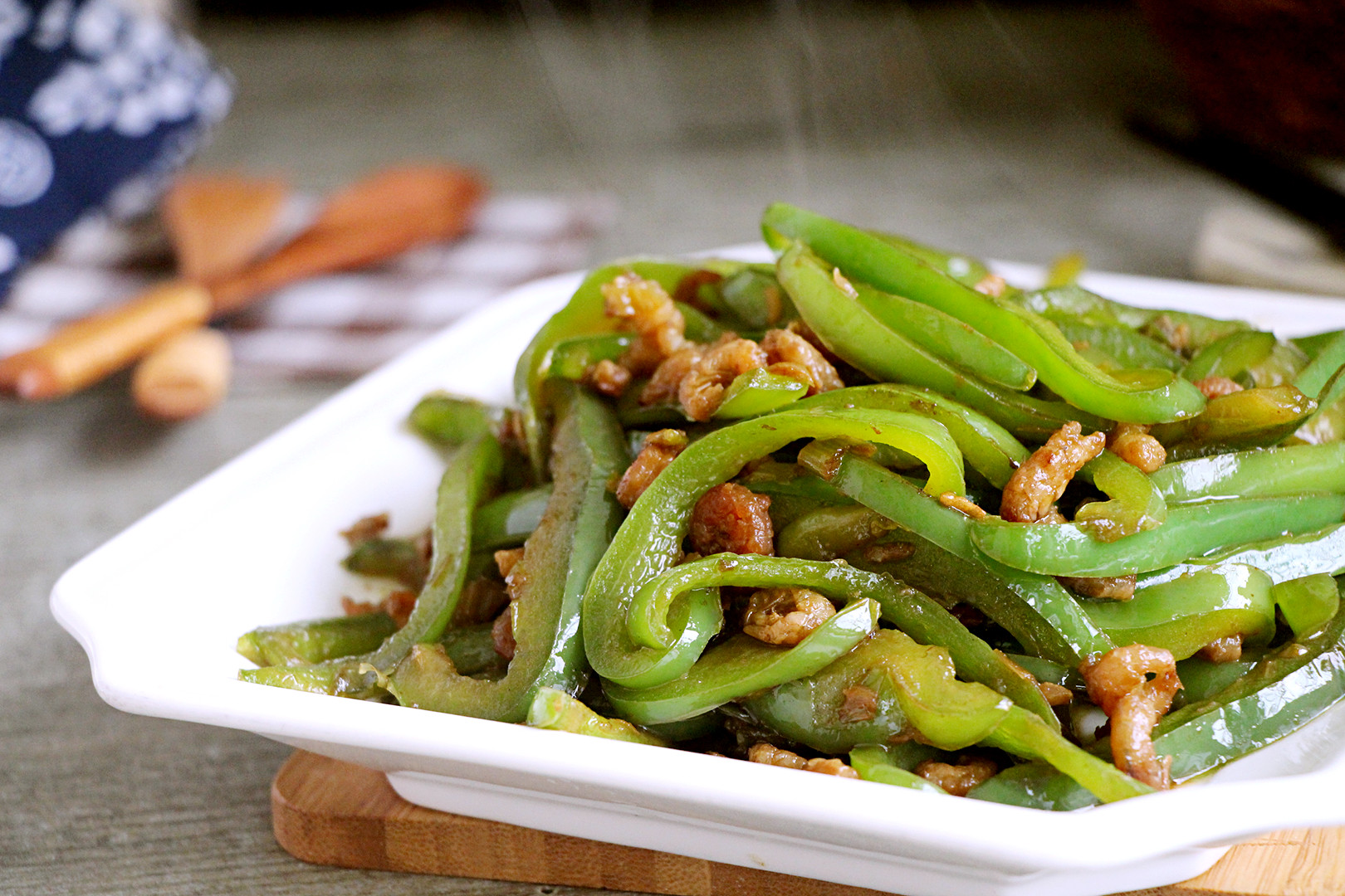 青椒还能加它炒,比放肉的都受欢迎