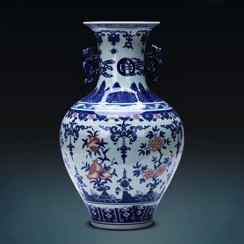 Blue and white porcelain vases, flower arrangement of jingdezhen ceramics furnishing articles sitting room of Chinese style restoring ancient ways is household decorations arts and crafts