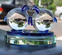 Car ornaments crystal perfume bottle center console accessories car perfume seat interior decoration couple kissing pig