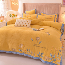 Winter upscale warm cover with velvety bed linen brief for small frescoed double-sided suede embroidered with four pieces of milk suede bed