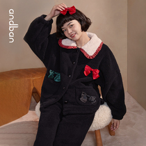 Anzhipajamas female cute doll collar winter thickened coral velvet large size warm home clothing snowflake suit