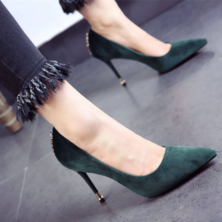 欧美2017新款单鞋女尖头浅口绒面细跟高跟鞋后跟金属装饰女单鞋