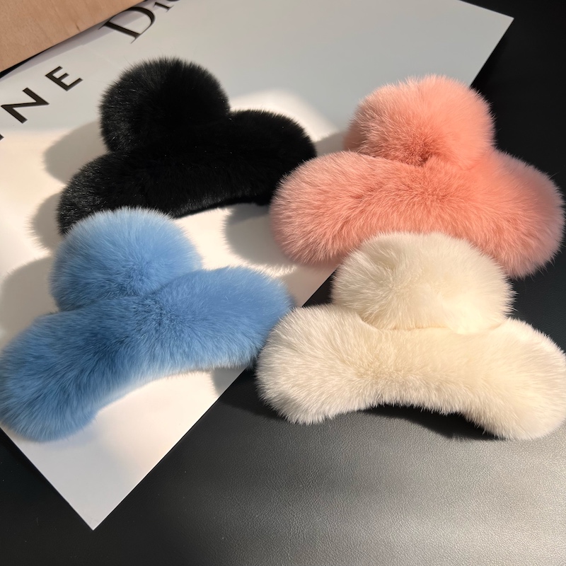 Cute Solid Color rabbit fur Hair Claws 1 Piece3