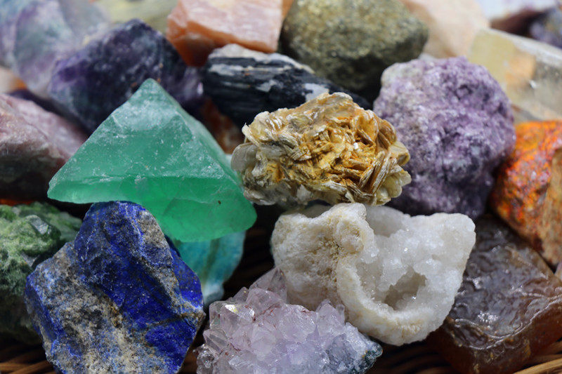 天然水晶 原石矿物标本 岩石水晶簇化石玛瑙石 小摆件 单颗随机发