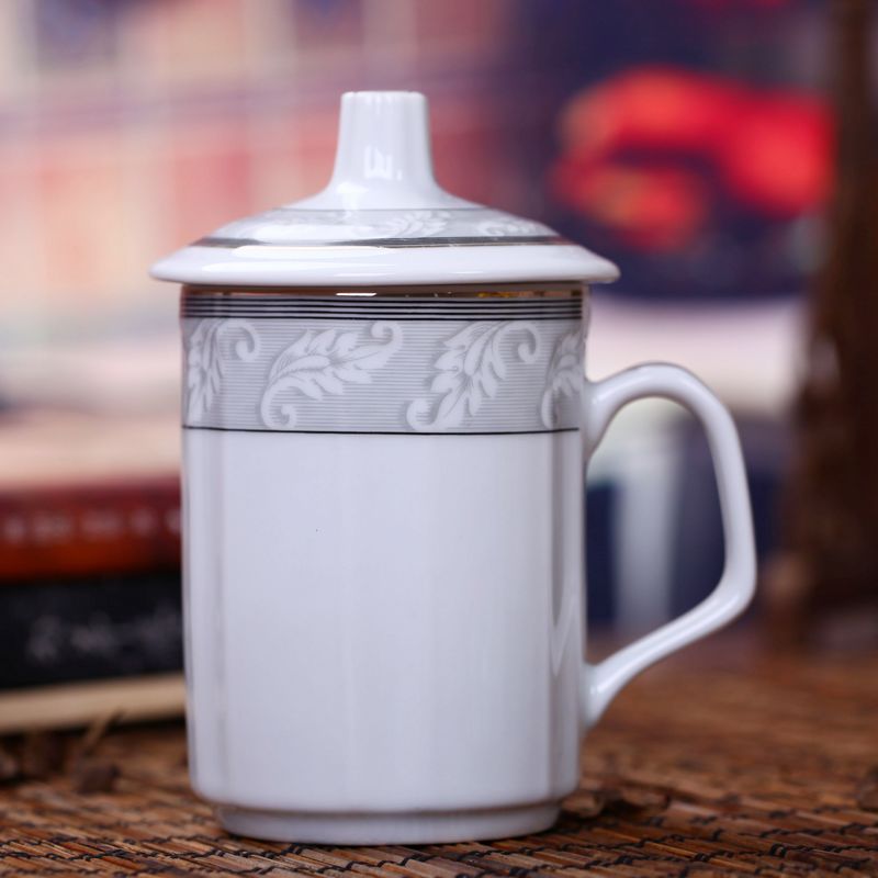Jingdezhen ceramic cup with a lid and meeting will do cup water in a cup of tea cup cup for the family