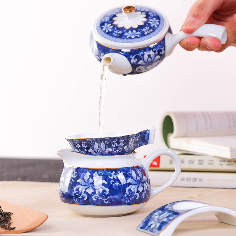 Jingdezhen blue and white kung fu tea set household glass ceramic teapot sea fair with a cup of tea tea