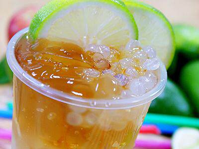 寒天在奶茶,果汁等饮品中都有十分广泛的应用, 寒天质地晶莹,口感q弹