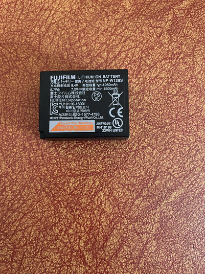 X100F XT200/T3/T2 XT50 NP-W126S 배터리 오리지널 충전기 BC-W126 시트 충전기 X100F XT200/T3/T2 XT50 NP-W126S 배터리 오리지널 충전기 BC-W126 시트 충전기