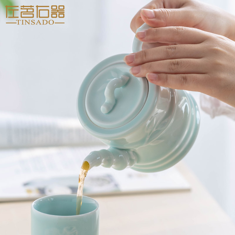 ZuoMing right device celadon jingdezhen green tea pot large filter terms ceramic teapot household pot tray was set