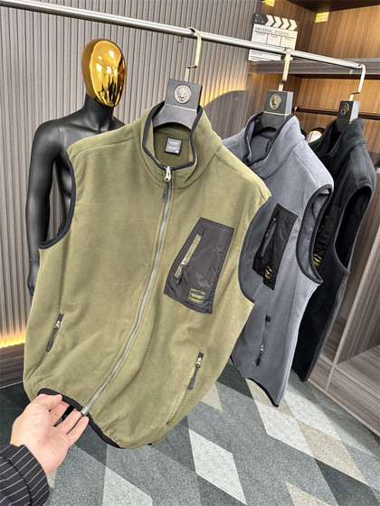 High -quality face value ~ double -sided shake velvet! Strong functionality ~ autumn and winter men's stand -up collar vest warm jacket jacket High -quality face value ~ double -sided shake velvet! Strong functionality ~ autumn and winter men's stand -up collar vest warm jacket jacket