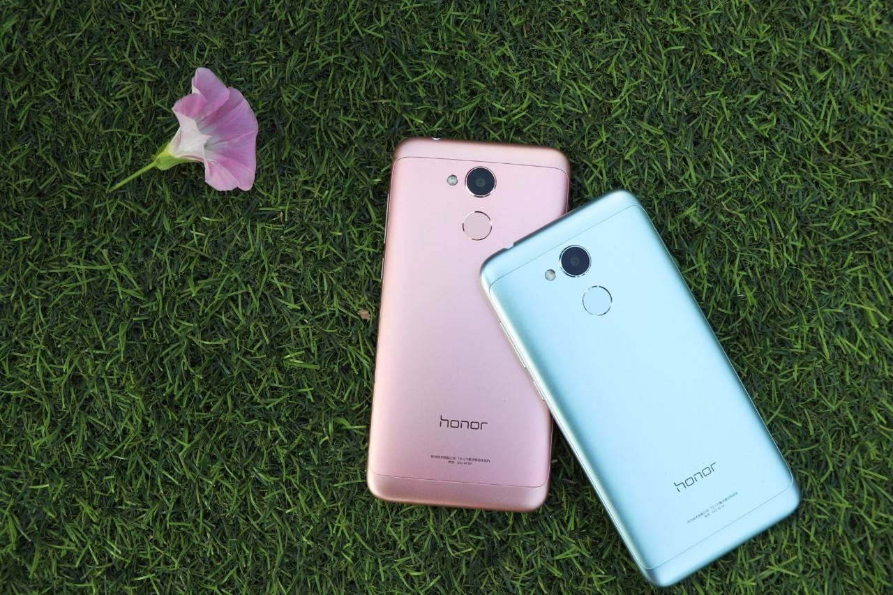 华为最便宜手机!599元现货,配置亮眼