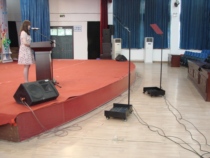 Standing 24-inch stage speech type conference venue type report teleprompter inscription reminder speaker speaker speaker