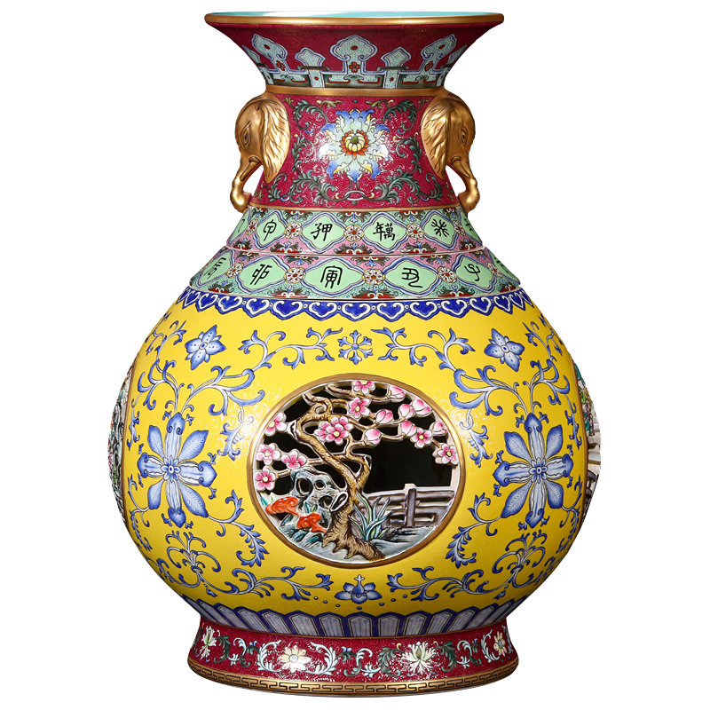 The Qing qianlong emperor up enamel medallion flowers lines like ear revolving bottles of jingdezhen ceramic porch penjing collection