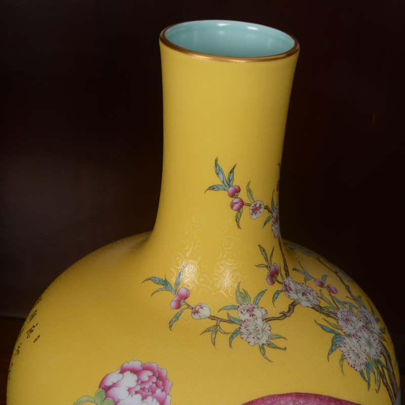 Jingdezhen ceramics high - end antique yellow roses sitting room place powder enamel vase home decoration process