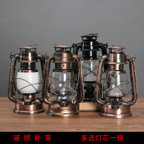 Retro nostalgia 80 s old-fashioned horse lantern kerosene lamp old oil lamp cafe restaurant creative ornaments