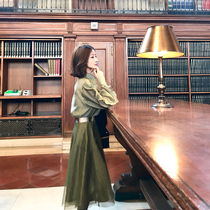 Daxi homemade 2019 spring new temperament small fresh wooden ear edge shirt womens long-sleeved loose thin top tide