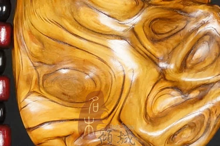 千年太行崖柏陈化料手把件 满菩萨云纹 色泽亮丽高油 玩件