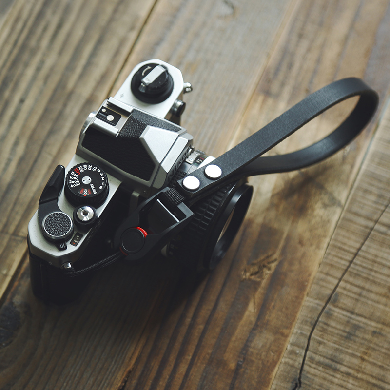 british 595 qui release  wristband leica sony fuji single reverse head layer real leather micro single r hand rope