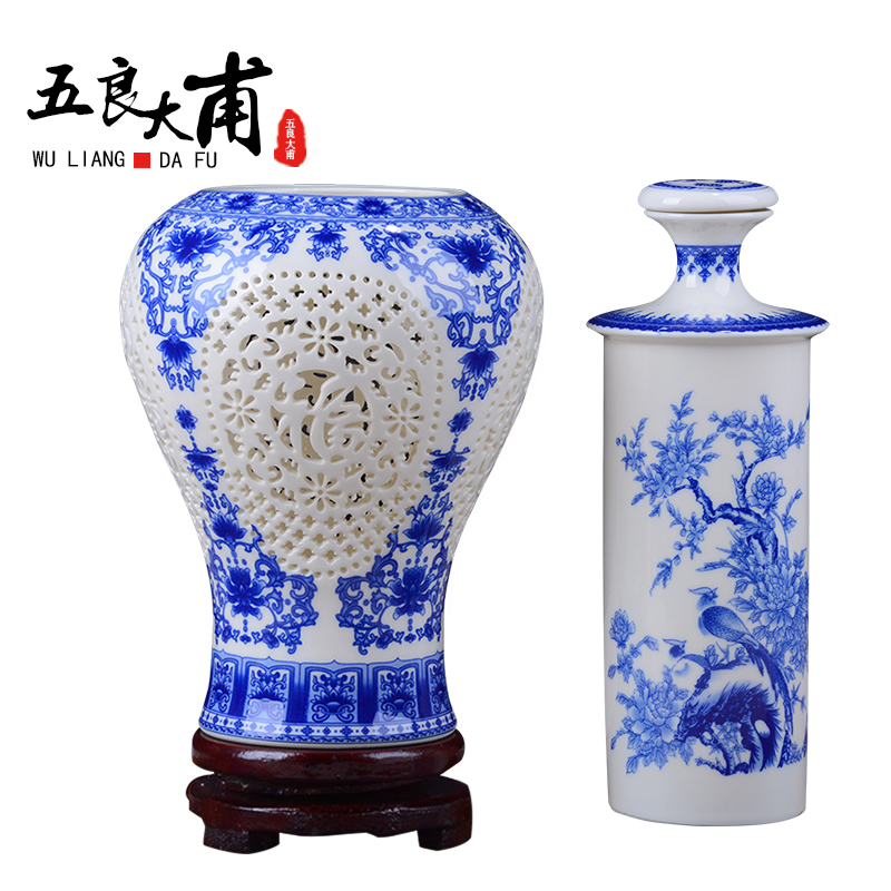 Jingdezhen ceramic vase pastel double hollow vase wine bottle is the sitting room porch modern household act the role ofing is tasted