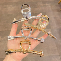 South Korea East Gate Cupids arrow grab clip simple love shark clip cold wind bath with back head grab clip