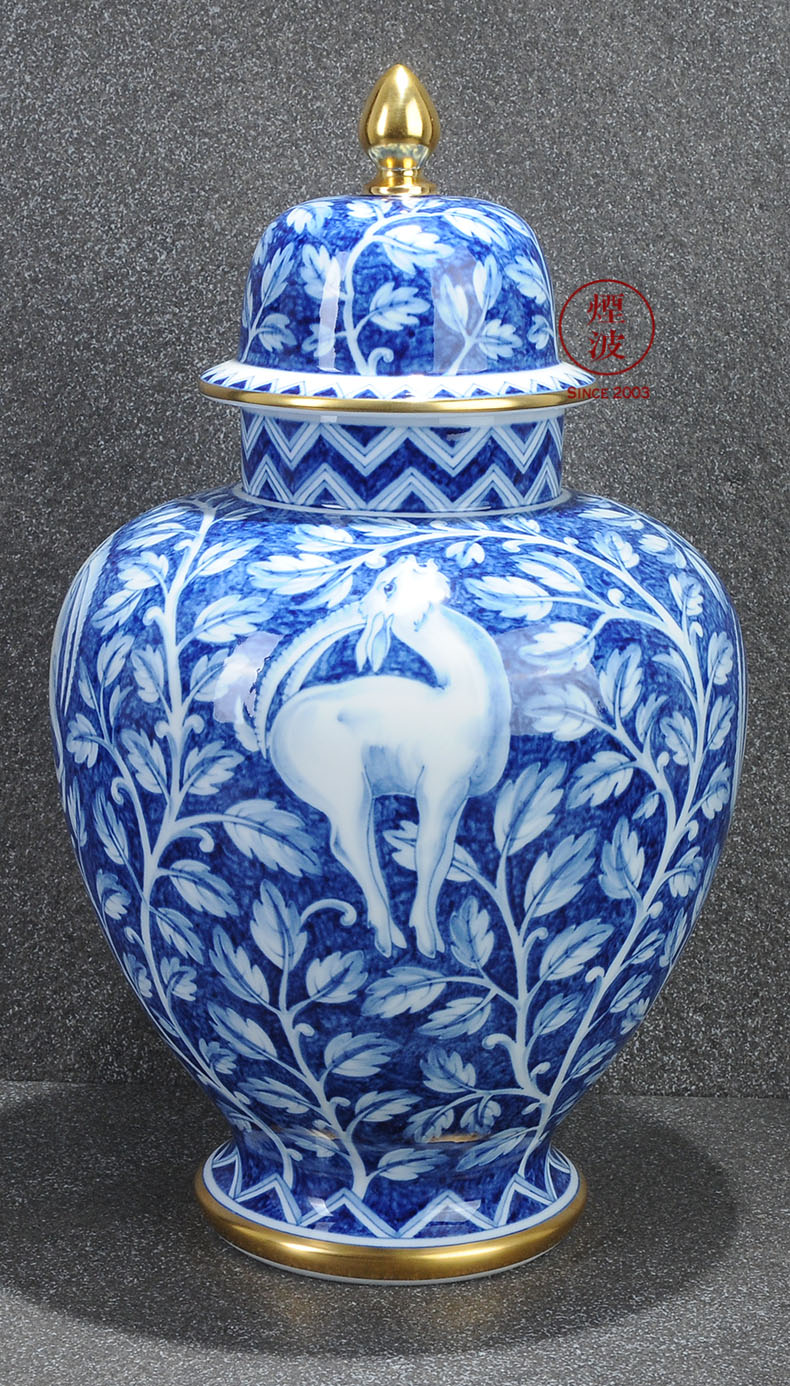 German mason MEISSEN limited works the see colour blue and white porcelain vase Capricorn the general tank