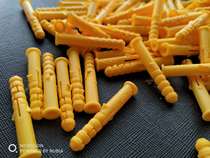 Small yellow croaker nylon plastic extended expansion tube 6 * 40mm expansion bolt expansion screw curtain installation S selection