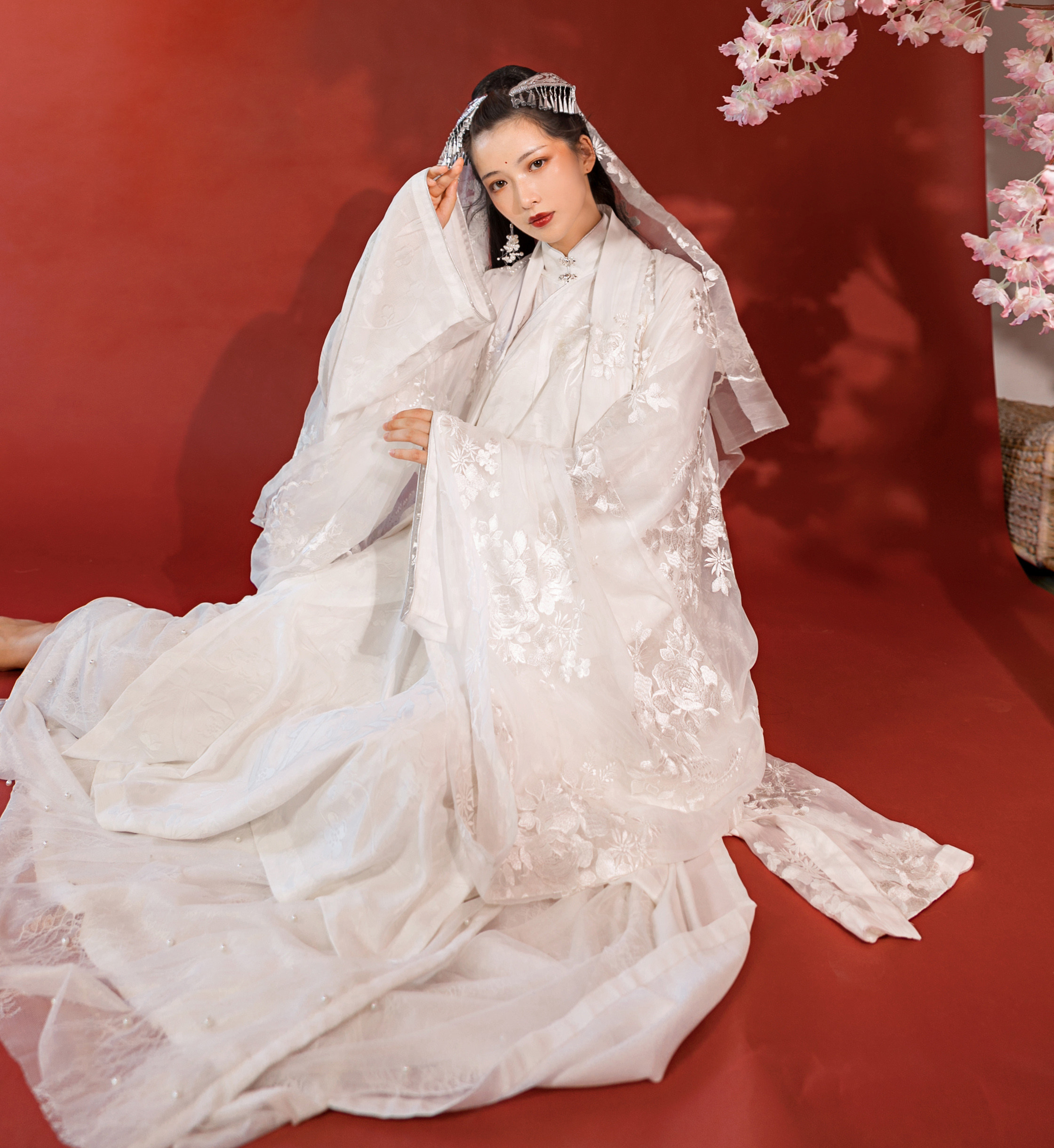 宴山亭传统汉服女春秋装 明制 刺绣披风 竖领大襟 齐腰-与君守