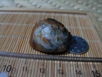 Gobi agate raw stone shape agate carving grass flower agate original stone pendant