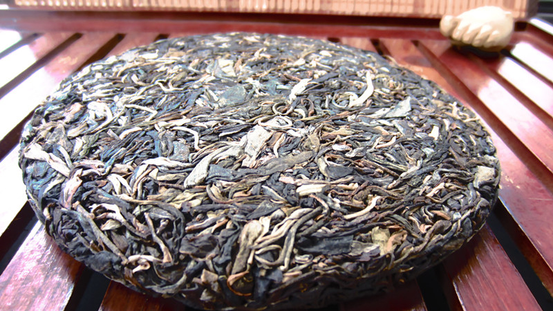 普洱茶生茶 易武三合社小树茶 12年易武正山春尖饼茶 200g包邮