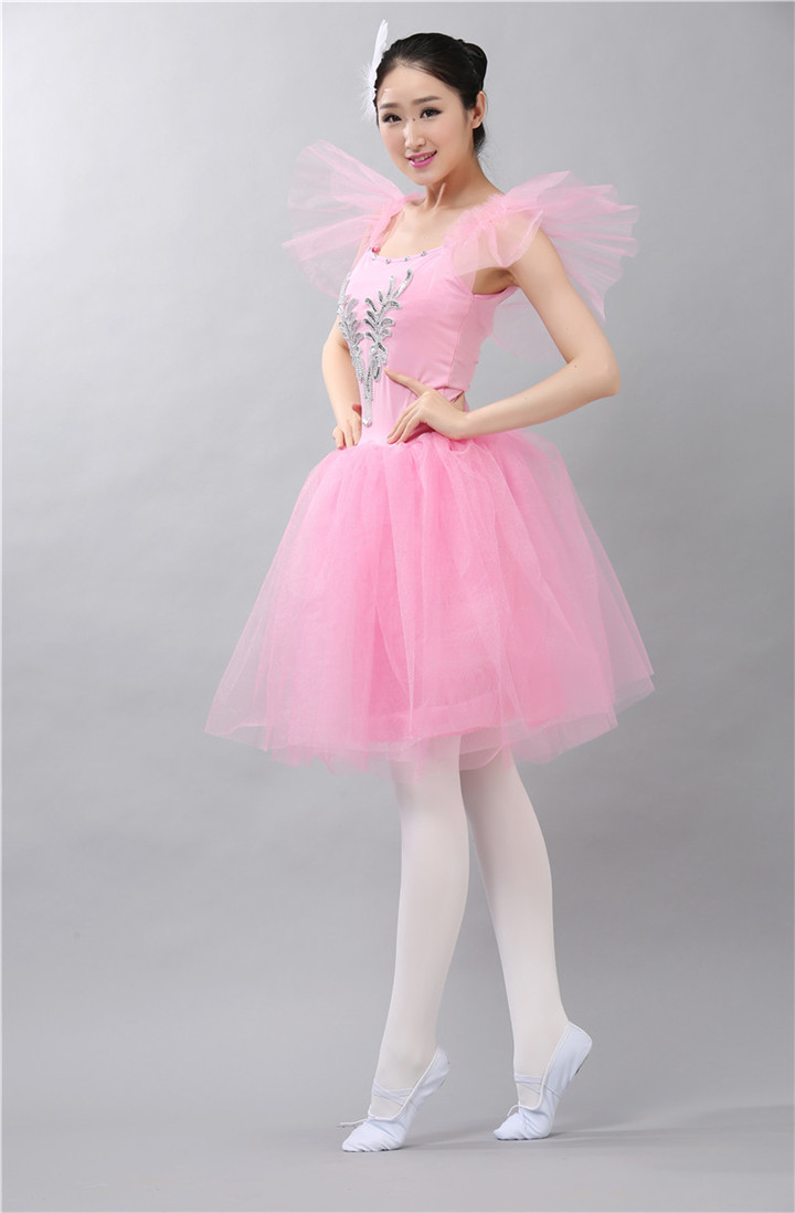 粉色芭蕾tutu裙比赛写真  栏目:芭蕾舞蹈服/民族演出服/儿童表演服