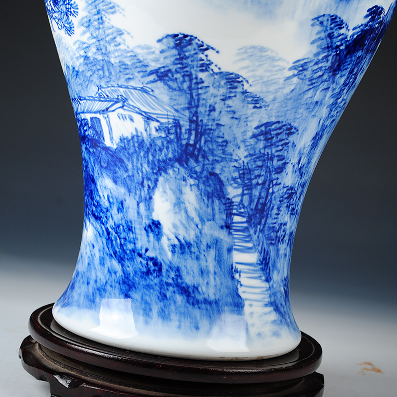 Jingdezhen ceramics hand - made the master of landscape painting name plum bottle vase Chinese style porch rich ancient frame mesa sitting room furnishing articles