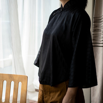 Spot 2021 autumn traditional Chinese round pendulum one-piece cutting black simulation silk inverted big sleeve coat women