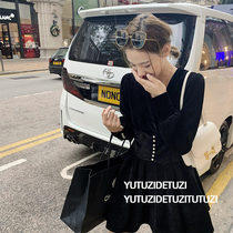 Fish Rabbit-Hepburn Wind V-neck small black dress golden velvet dress women autumn and winter A- line dress waist slim base skirt