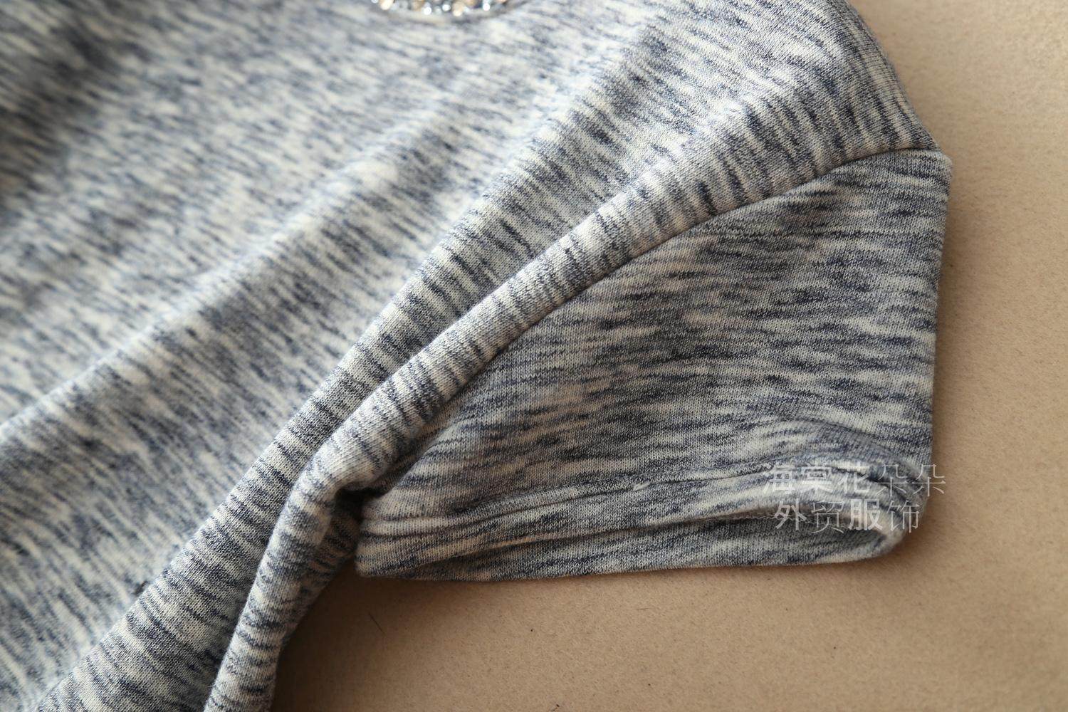 r牌 高品质棉 领口钉珠秋冬打底衫t恤女