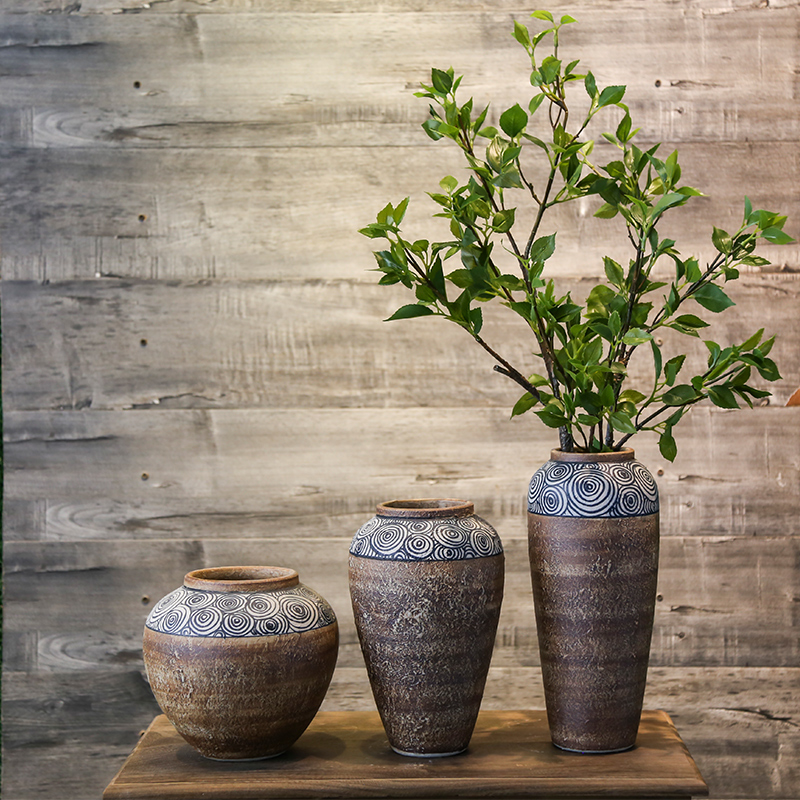 Coarse pottery vase mesa jingdezhen industrial wind restoring ancient ways flower earthenware jar creative ceramic sitting room adornment is placed