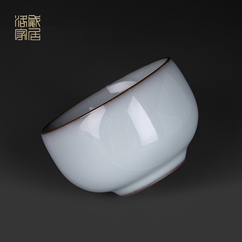 Guanyao cup of jingdezhen ceramic tea set, high - grade pure manual sample tea cup master kung fu tea cup single CPU