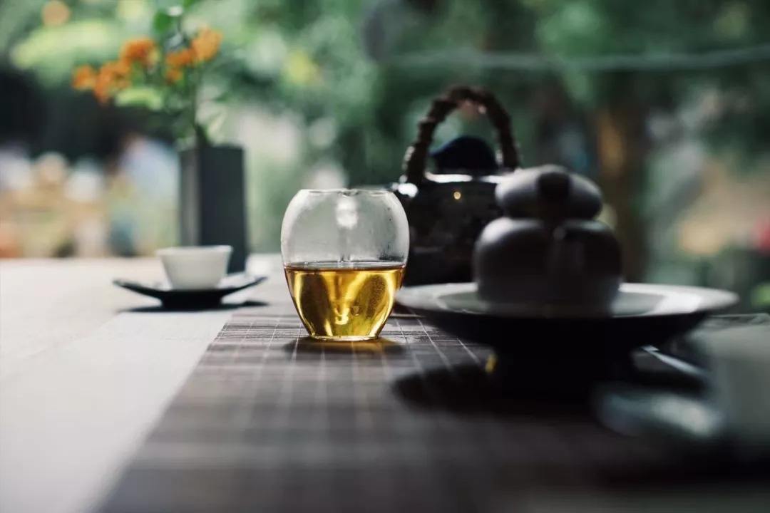 爱打扮(www.idaban.cn)，普洱茶常见的4种味道，你知道几个？5