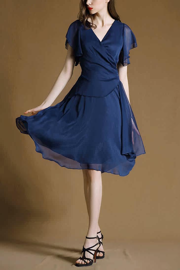 丹慕2015夏装新款气质优雅荷叶边袖v领不规则大摆雪纺中裙502067