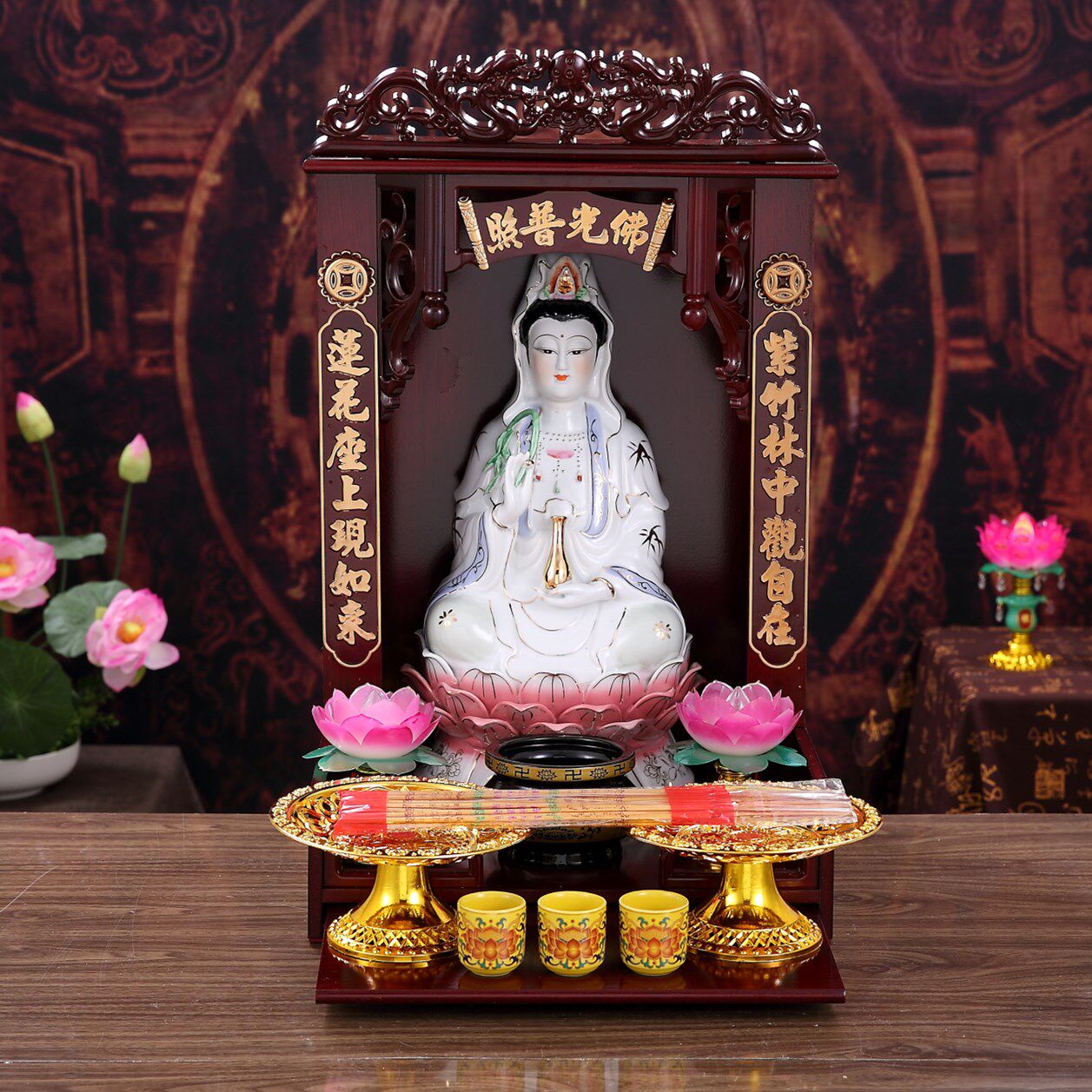 陶瓷南海观音菩萨家用保平安观世音菩萨佛像保平安摆件