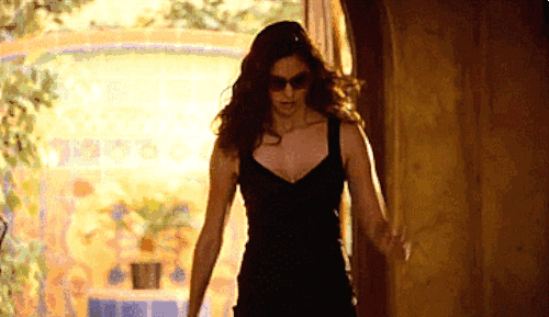 一张图告诉你,长期穿高跟鞋会有什麼不同