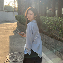 Korean silk shirt female design sense niche 2021 early autumn new foreign style Joker retro Hong Kong flavor long sleeve top