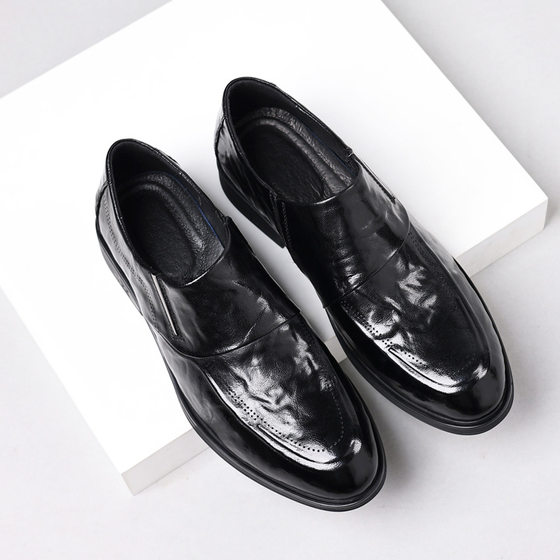 New first layer cowhide leather men's casual leather shoes formal business men's shoes non-slip genuine leather men's pointed-toe shoes
New first layer cowhide leather men's casual leather shoes formal business men's shoes non-slip genuine leather men's pointed-toe shoes