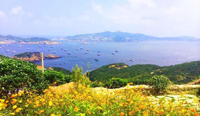 小西天是枸杞岛的最高处,海拔120米,山上四季常青,是登山,看海,观日