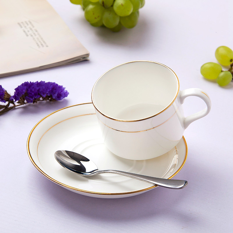 Jingdezhen coffee cup sets glass ceramic ipads China up phnom penh pure white European cup creative distribution spoons